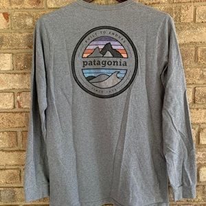 Patagonia long sleeve shirt men’s small 
19 wide
27 long